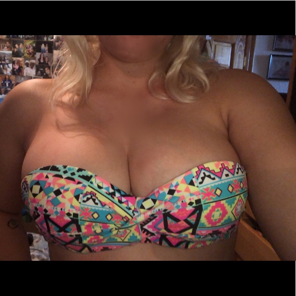 Bikini top